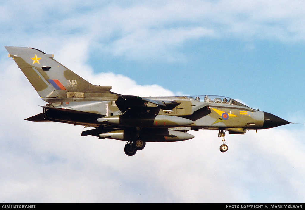 Aircraft Photo of ZD715 | Panavia Tornado GR1 | UK - Air Force | AirHistory.net #153269