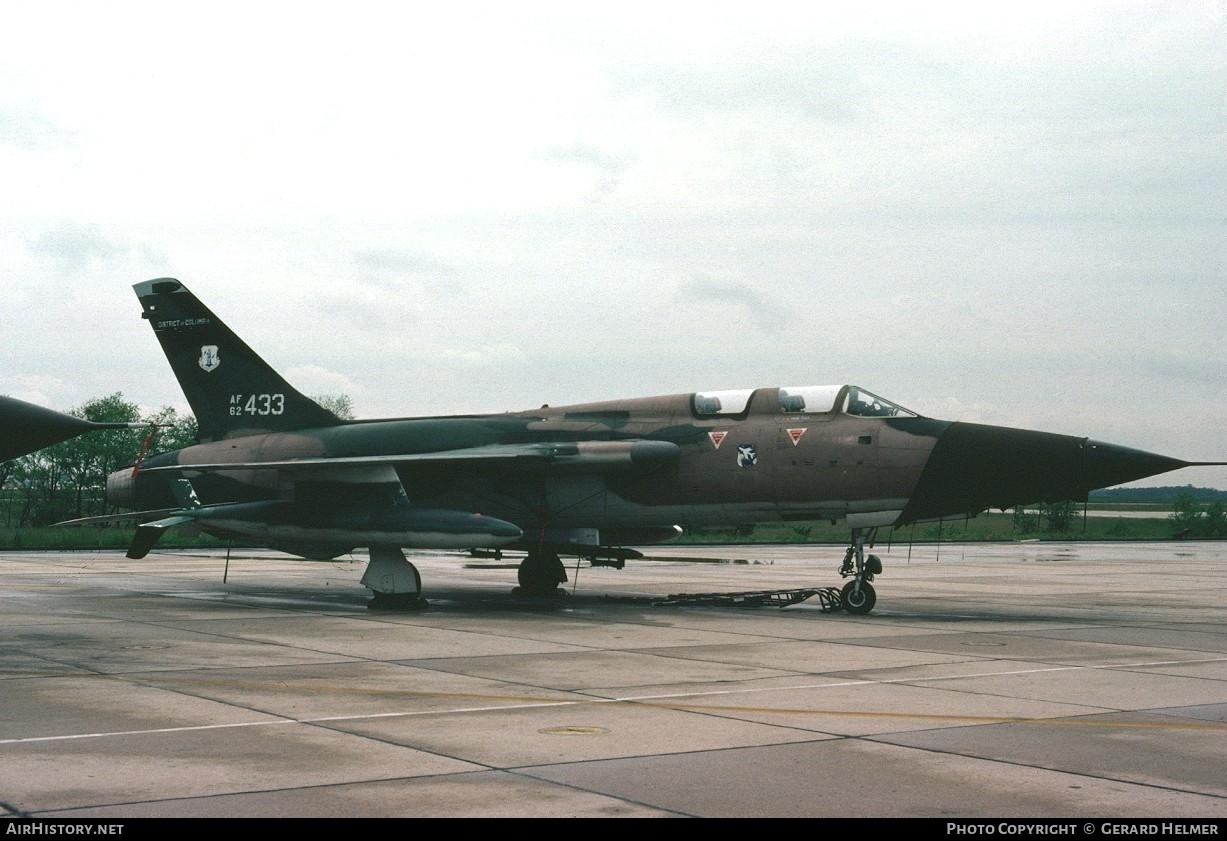 Aircraft Photo of 62-4433 / AF62-433 | Republic F-105F Thunderchief | USA - Air Force | AirHistory.net #153530