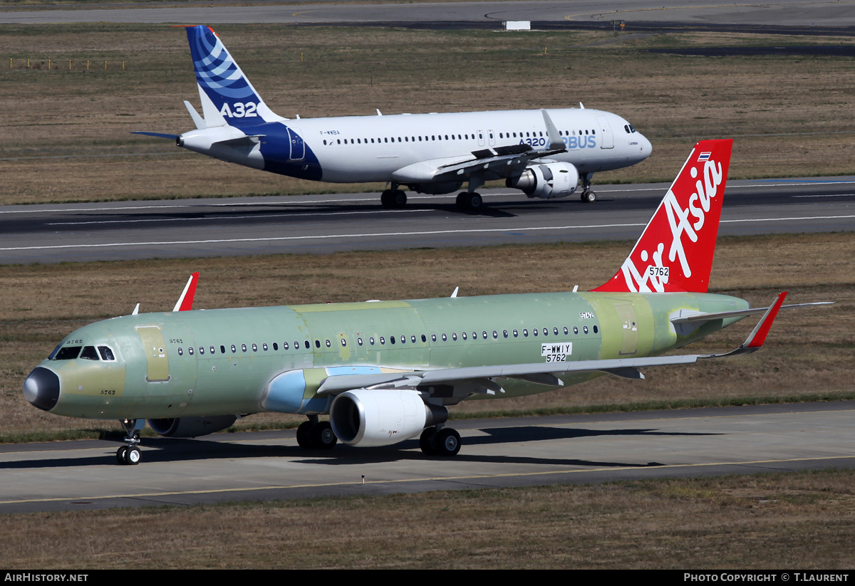 Aircraft Photo of F-WWIY | Airbus A320-216 | AirAsia | AirHistory.net #153641