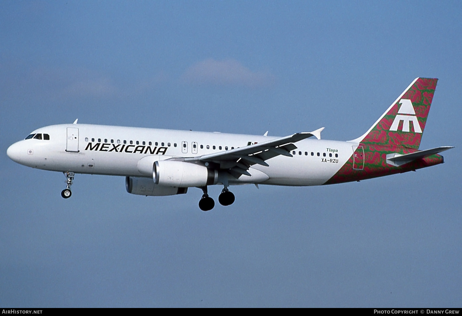 Aircraft Photo of XA-RZU | Airbus A320-231 | Mexicana | AirHistory.net #153708