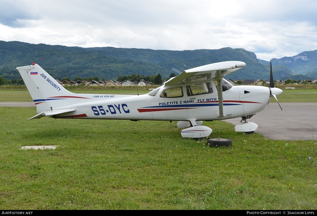 Aircraft Photo of S5-DYC | Cessna 172R Skyhawk | JUS Security | AirHistory.net #153775