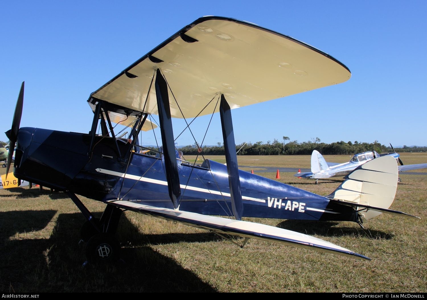 Aircraft Photo of VH-APE | De Havilland D.H. 82A Tiger Moth | AirHistory.net #153793