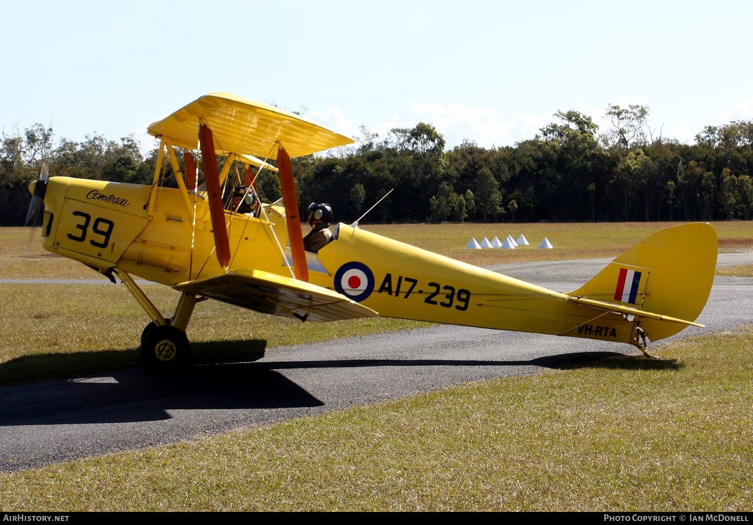 Aircraft Photo of VH-RTA / A17-239 | De Havilland D.H. 82A Tiger Moth | Australia - Air Force | AirHistory.net #153805