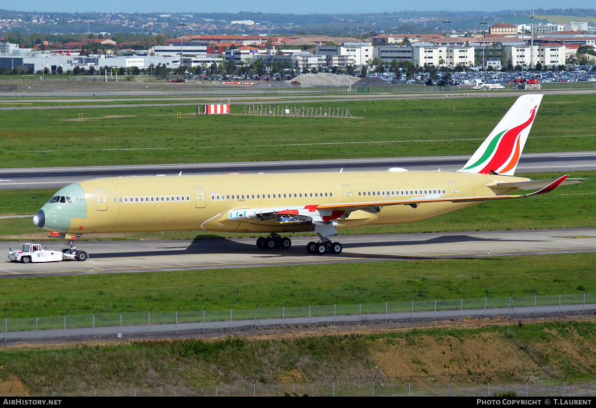 Aircraft Photo of F-WZFI | Airbus A350-941 | SriLankan Airlines | AirHistory.net #153820