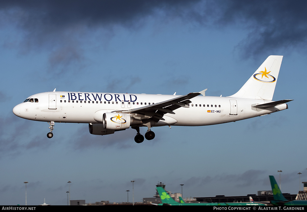 Aircraft Photo of EC-IMU | Airbus A320-214 | Iberworld Airlines | AirHistory.net #153835