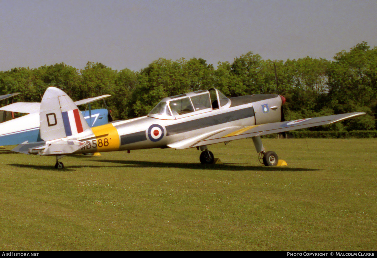 Aircraft Photo of G-AOTD / WB588 | De Havilland DHC-1 Chipmunk Mk22 | UK - Air Force | AirHistory.net #153878