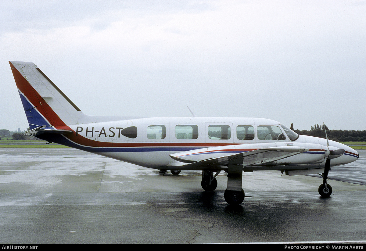 Aircraft Photo of PH-AST | Piper PA-31-350 Navajo Chieftain | AirHistory.net #153950