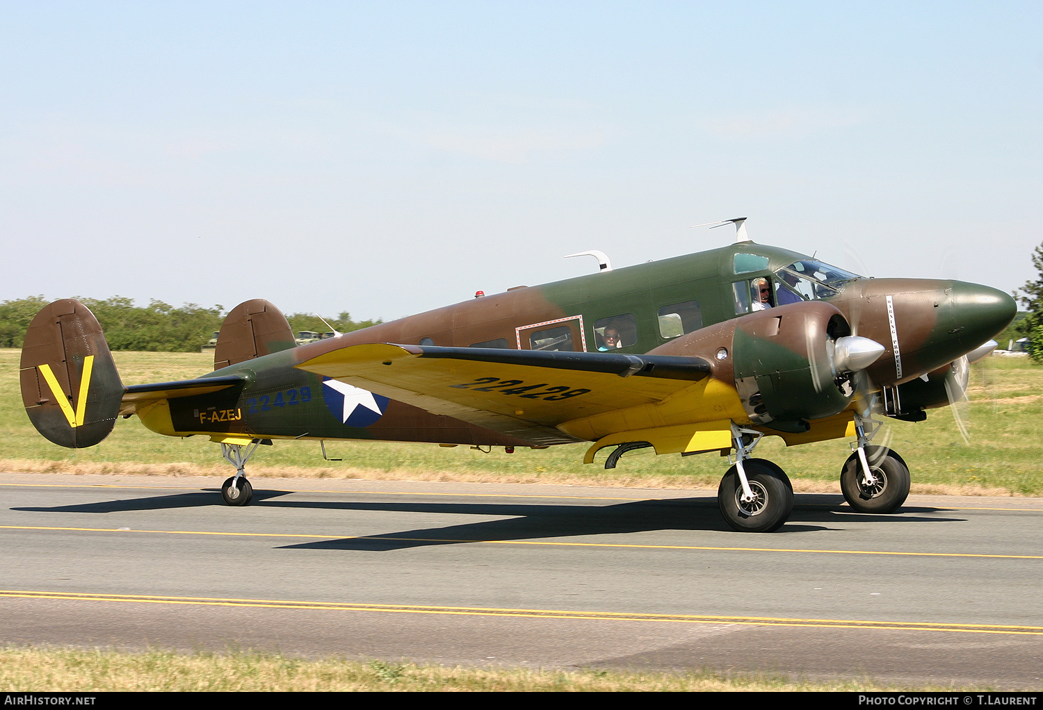 Aircraft Photo of F-AZEJ / 22429 | Beech E18S | USA - Army | AirHistory.net #153968