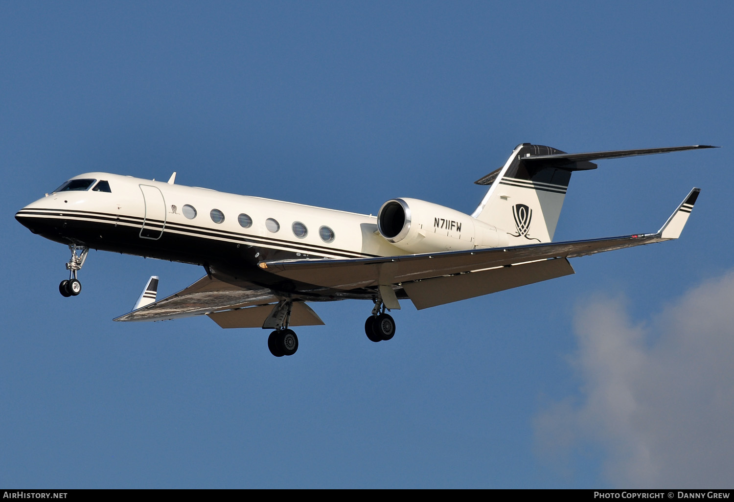 Aircraft Photo of N711FW | Gulfstream Aerospace G-IV-X Gulfstream G450 | AirHistory.net #154344