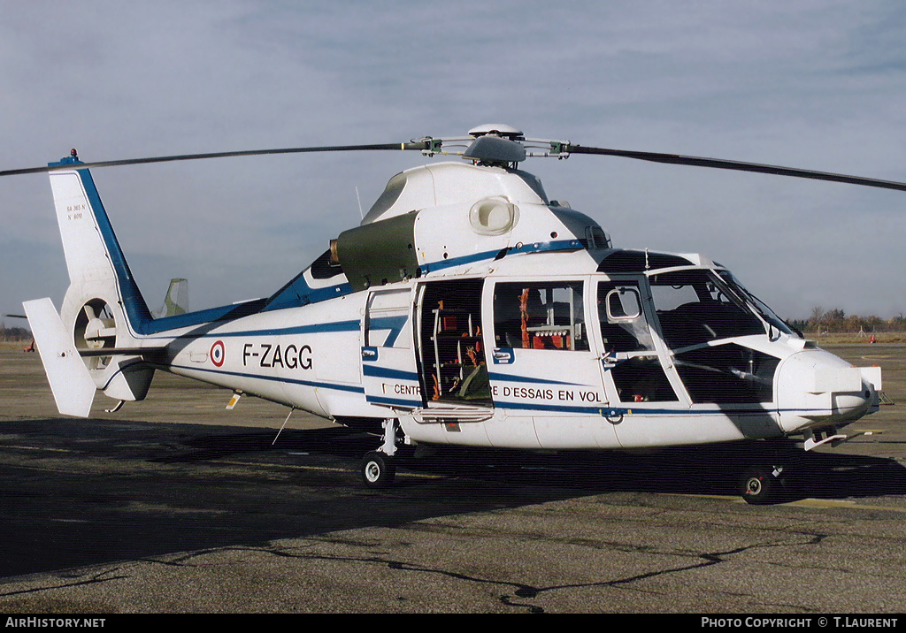 Aircraft Photo of 6010 | Aerospatiale SA-365N Dauphin 2 | France - Air Force | AirHistory.net #154348