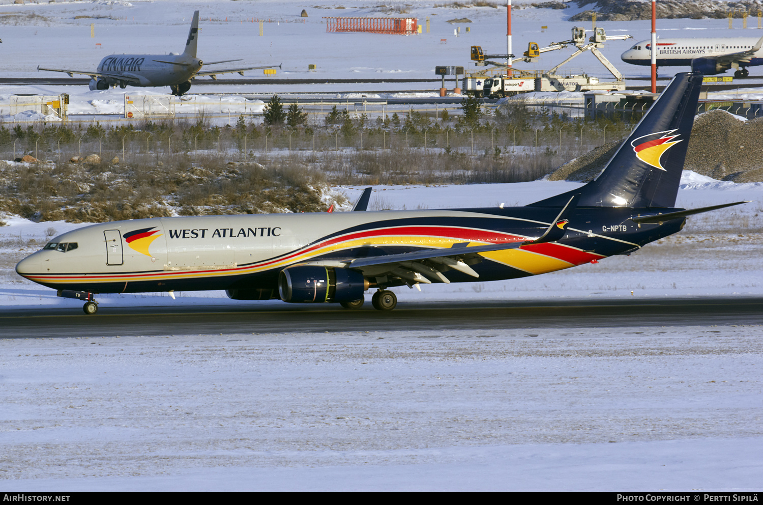 Aircraft Photo of G-NPTB | Boeing 737-83N(BCF) | West Atlantic Cargo Airlines | AirHistory.net #154362