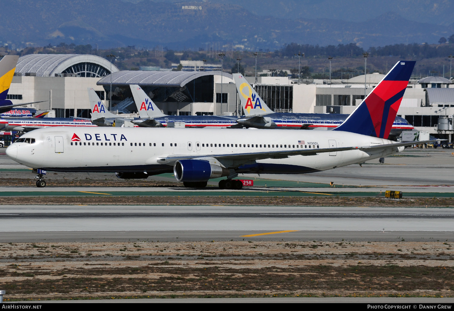 Aircraft Photo of N130DL | Boeing 767-332 | Delta Air Lines | AirHistory.net #154369