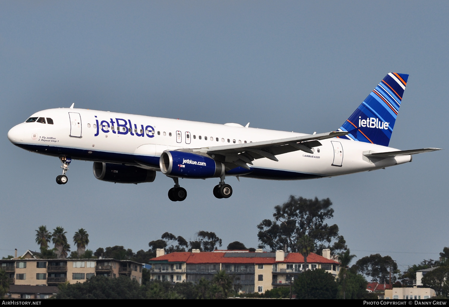 Aircraft Photo of N807JB | Airbus A320-232 | JetBlue Airways | AirHistory.net #154485