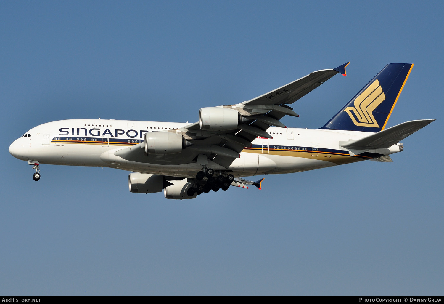Aircraft Photo of 9V-SKK | Airbus A380-841 | Singapore Airlines | AirHistory.net #154577