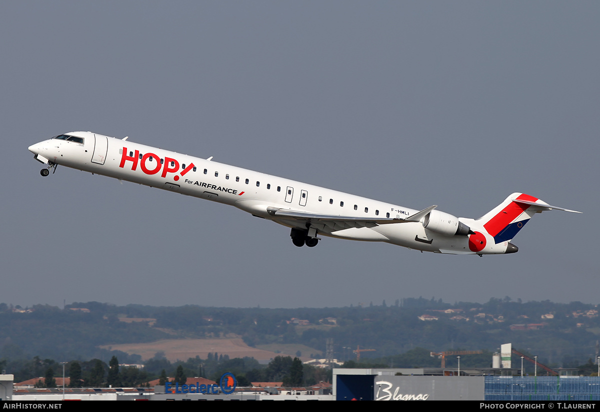 Aircraft Photo of F-HMLI | Bombardier CRJ-1000EL NG (CL-600-2E25) | Hop! | AirHistory.net #154600