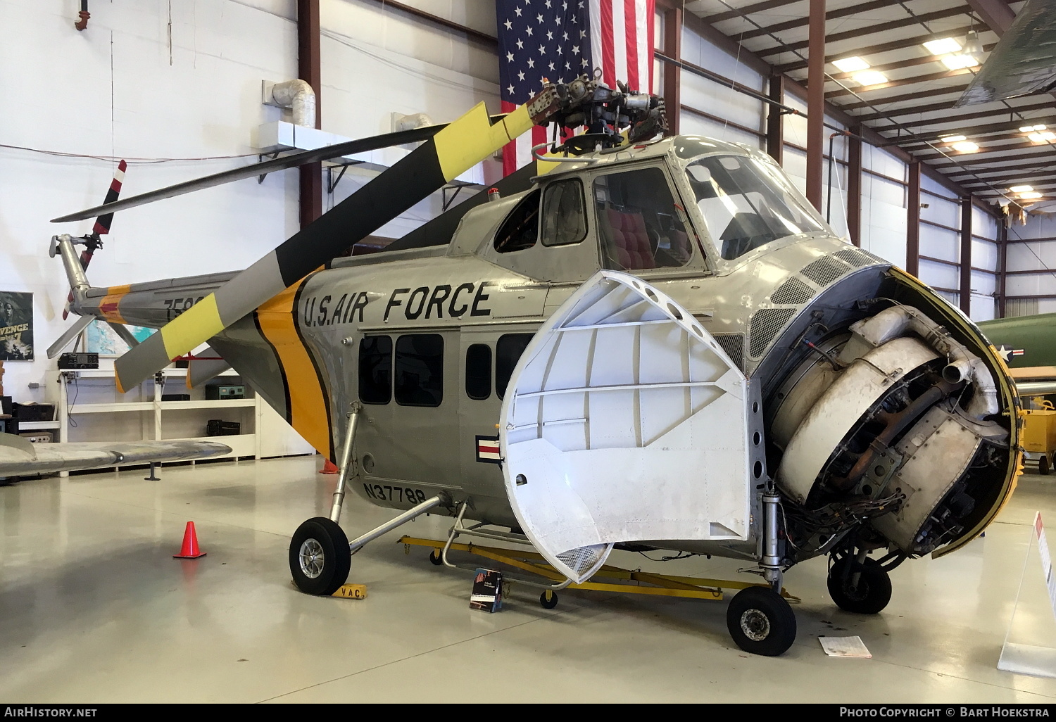 Aircraft Photo of N37788 / 75937 | Sikorsky H-19D Chickasaw (S-55D) | USA - Air Force | AirHistory.net #154722