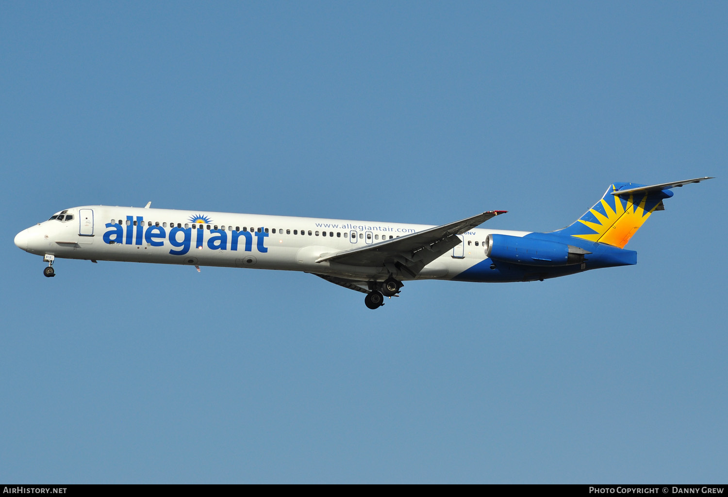 Aircraft Photo of N418NV | McDonnell Douglas MD-82 (DC-9-82) | Allegiant Air | AirHistory.net #154755
