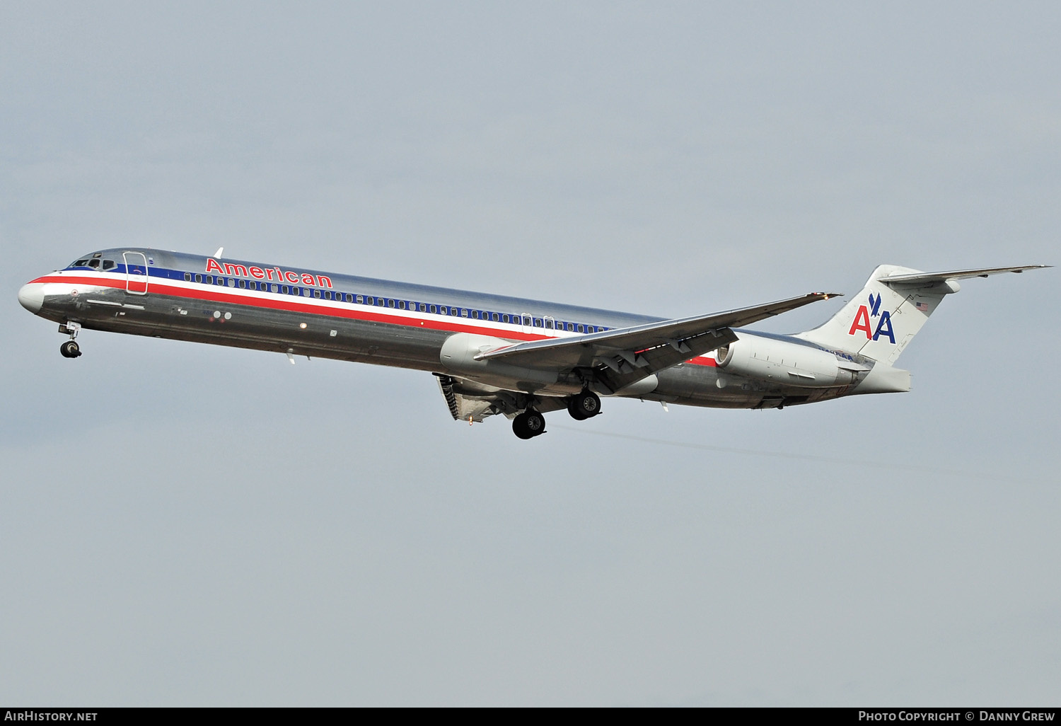 Aircraft Photo of N486AA | McDonnell Douglas MD-82 (DC-9-82) | American Airlines | AirHistory.net #154825