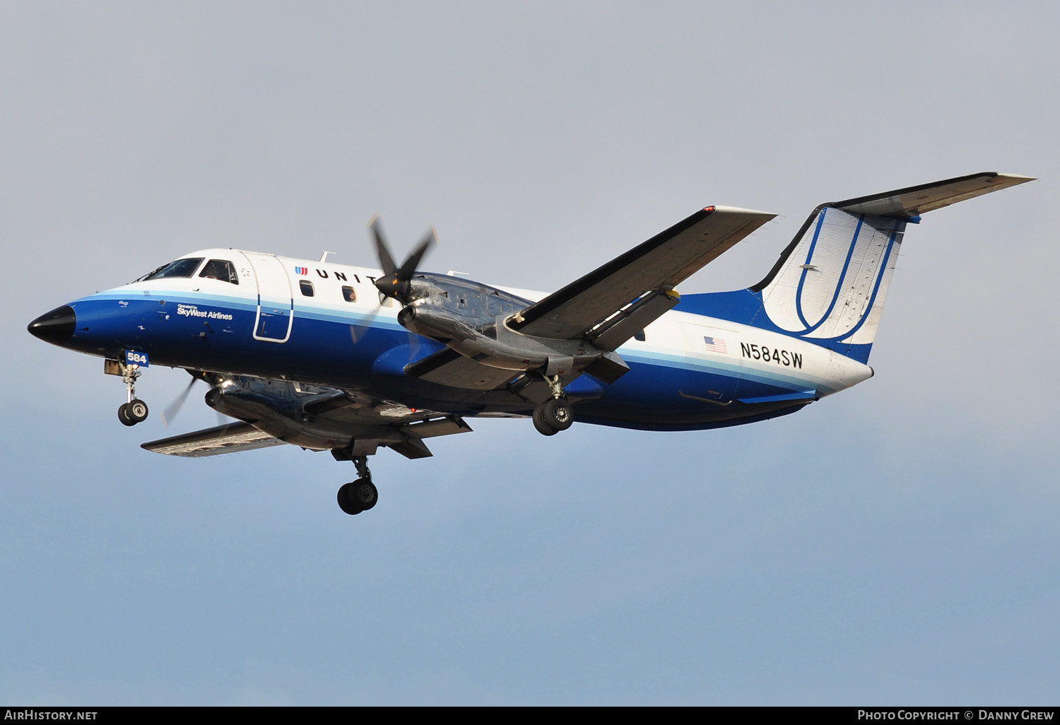 Aircraft Photo of N584SW | Embraer EMB-120ER Brasilia | United Express | AirHistory.net #154846