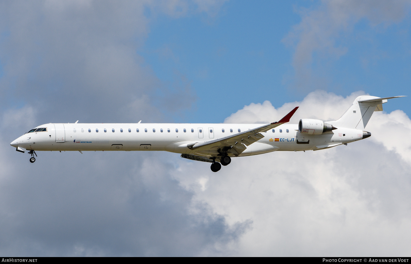 Aircraft Photo of EC-LJT | Bombardier CRJ-1000ER NG (CL-600-2E25) | Air Nostrum | AirHistory.net #154928