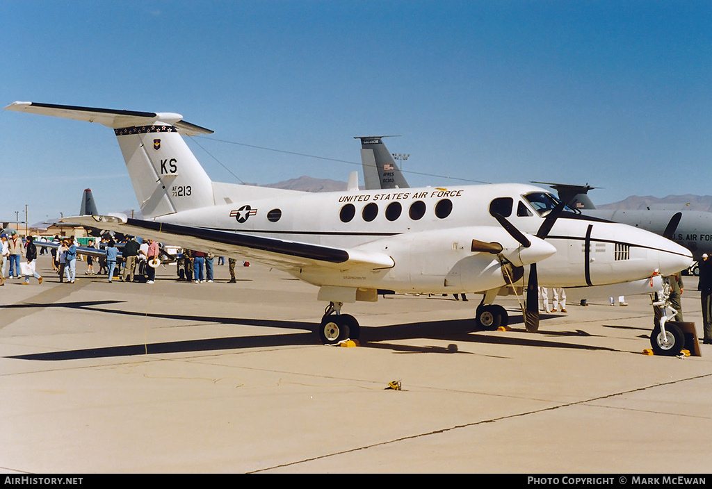 Aircraft Photo of 73-1213 / AF73-213 | Beech C-12C Huron | USA - Air Force | AirHistory.net #154975