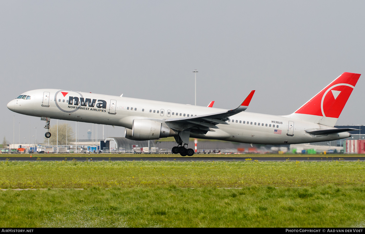 Aircraft Photo of N536US | Boeing 757-251 | Northwest Airlines | AirHistory.net #154979