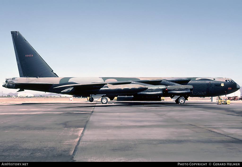 Aircraft Photo of 56-658 / 60658 | Boeing B-52D Stratofortress | USA - Air Force | AirHistory.net #155057
