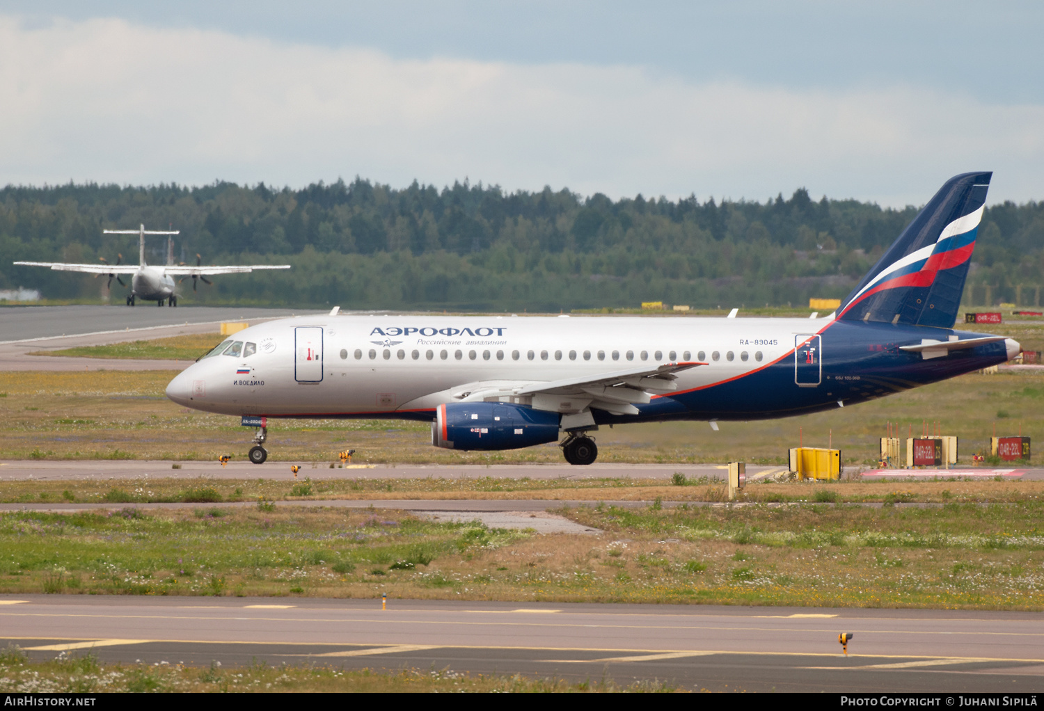 Aircraft Photo of RA-89045 | Sukhoi SSJ-100-95B Superjet 100 (RRJ-95B) | Aeroflot - Russian Airlines | AirHistory.net #155085