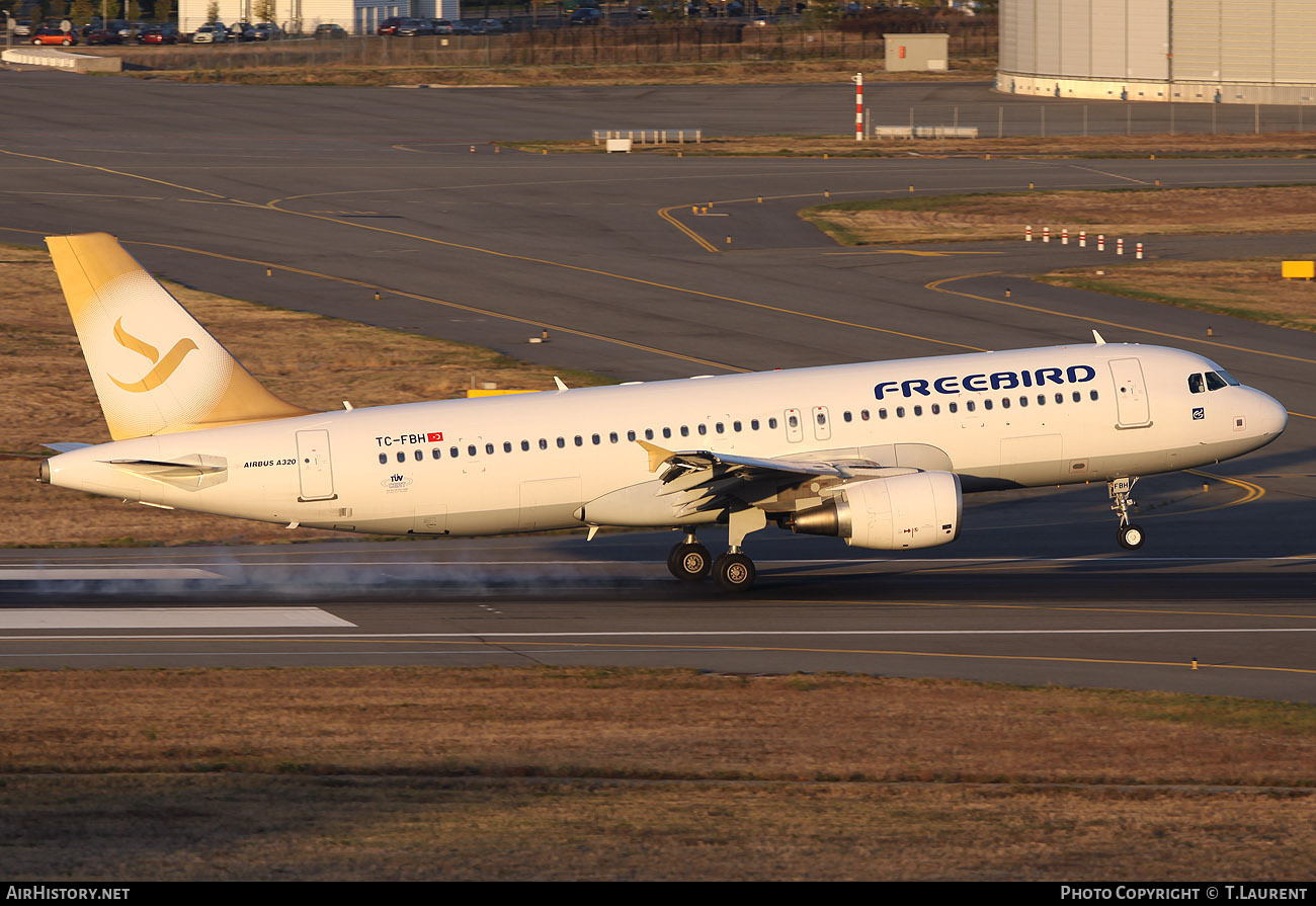 Aircraft Photo of TC-FBH | Airbus A320-214 | Freebird Airlines | AirHistory.net #155096