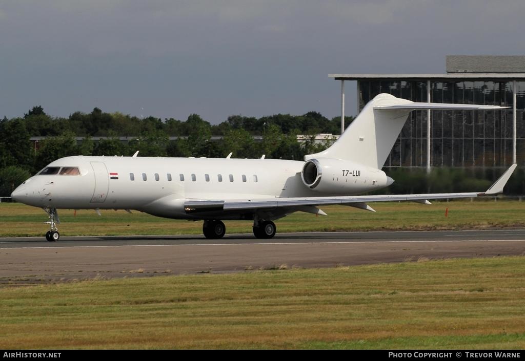 Aircraft Photo of T7-LUI | Bombardier Global 5000 (BD-700-1A11) | AirHistory.net #155125
