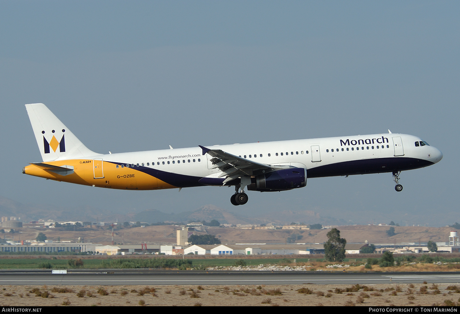 Aircraft Photo of G-OZBE | Airbus A321-231 | Monarch Airlines | AirHistory.net #155159