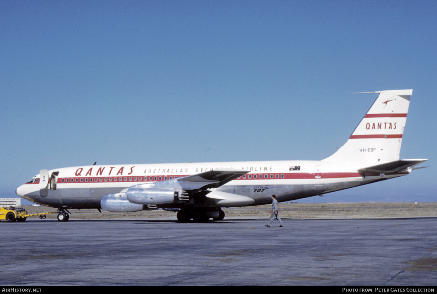 Aircraft Photo of VH-EBF | Boeing 707-138 | Qantas | AirHistory.net #155262