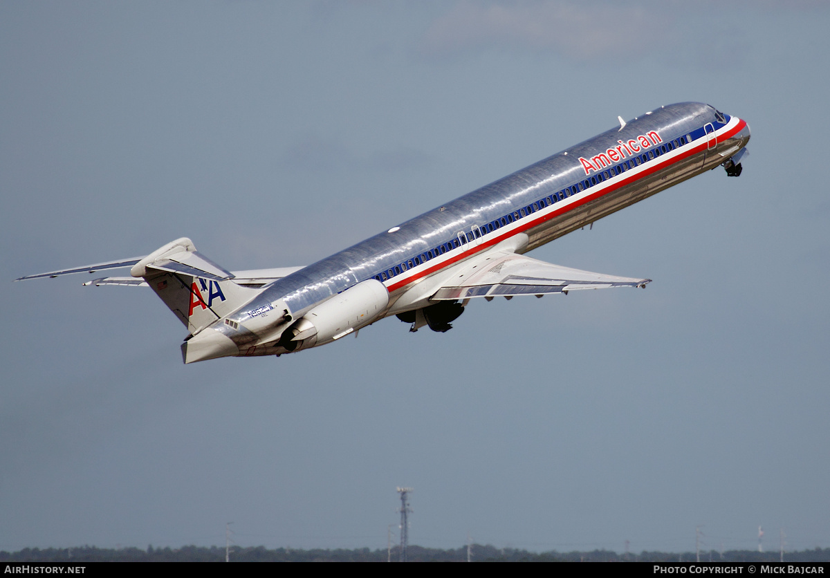 Aircraft Photo of N9625W | McDonnell Douglas MD-83 (DC-9-83) | American Airlines | AirHistory.net #155360