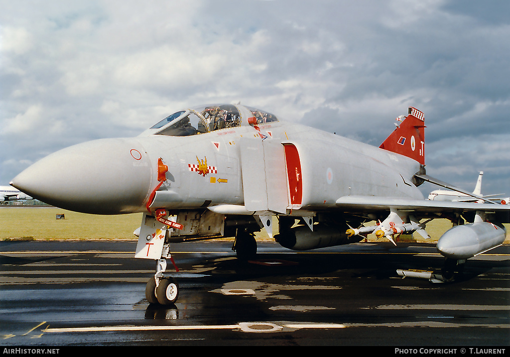 Aircraft Photo of XV420 | McDonnell Douglas F-4M Phantom FGR2 | UK - Air Force | AirHistory.net #155439