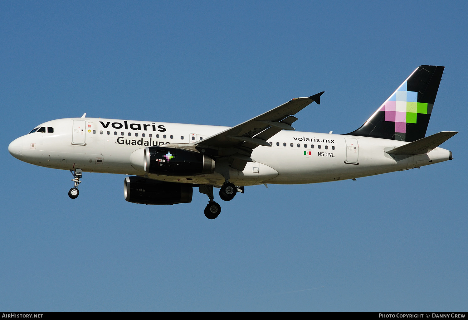 Aircraft Photo of N501VL | Airbus A319-133 | Volaris | AirHistory.net #155441