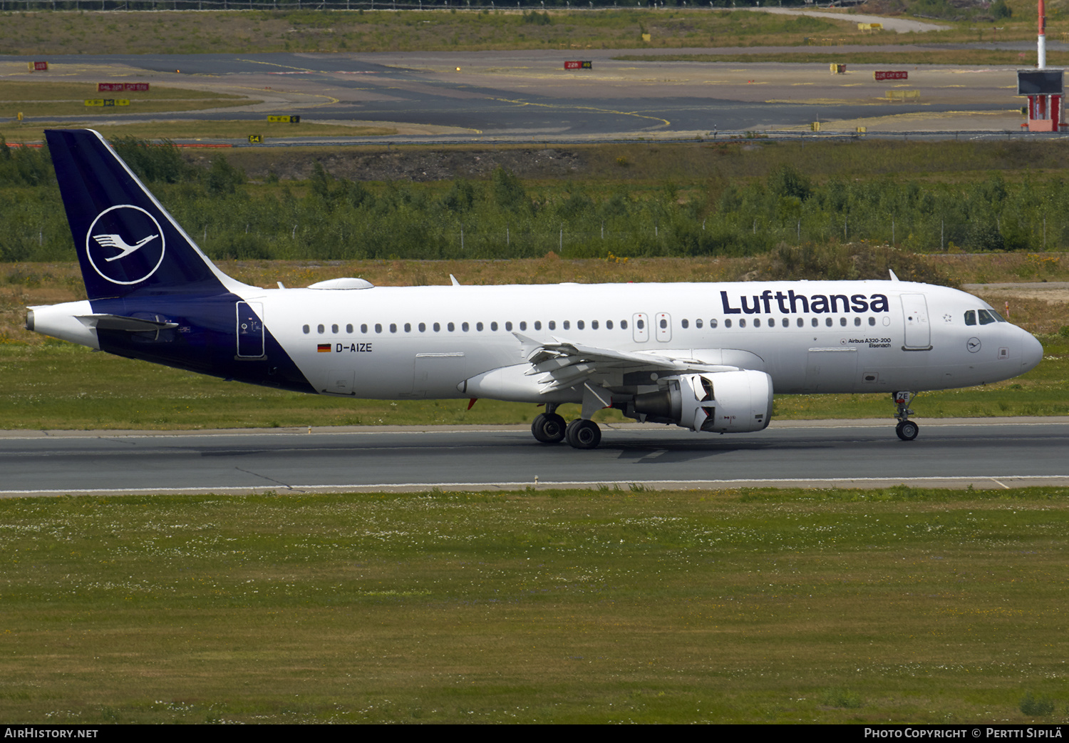 Aircraft Photo of D-AIZE | Airbus A320-214 | Lufthansa | AirHistory.net #155476