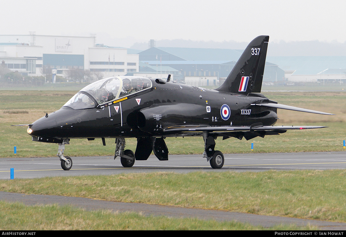 Aircraft Photo of XX337 | British Aerospace Hawk T.1A | UK - Air Force | AirHistory.net #155546