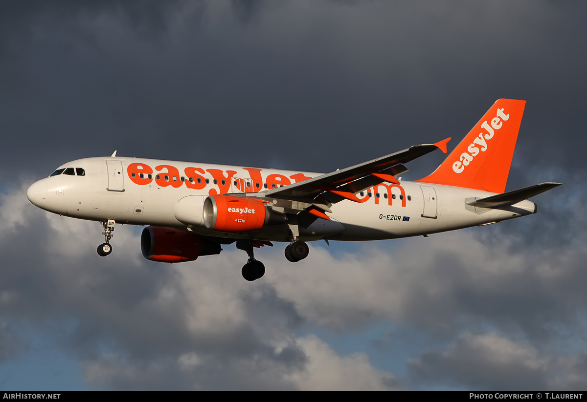 Aircraft Photo of G-EZDR | Airbus A319-111 | EasyJet | AirHistory.net #155600