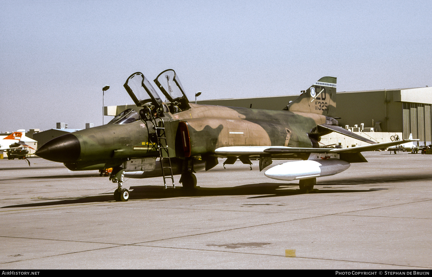 Aircraft Photo of 66-0329 / AF66-329 | McDonnell Douglas NF-4E Phantom II | USA - Air Force | AirHistory.net #155652