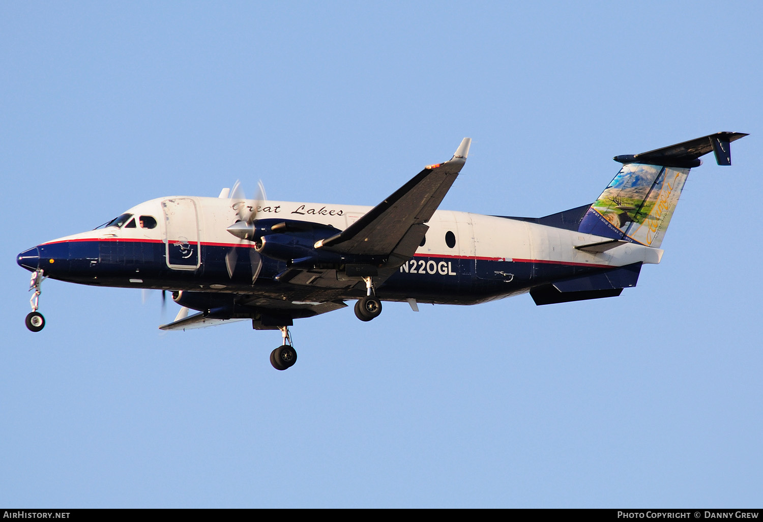 Aircraft Photo of N220GL | Raytheon 1900D | Great Lakes Airlines | AirHistory.net #155769