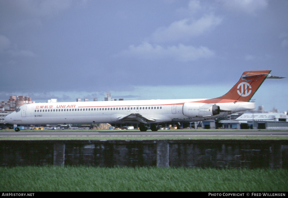 Aircraft Photo of B-17917 | McDonnell Douglas MD-90-30 | UNI Air | AirHistory.net #155828