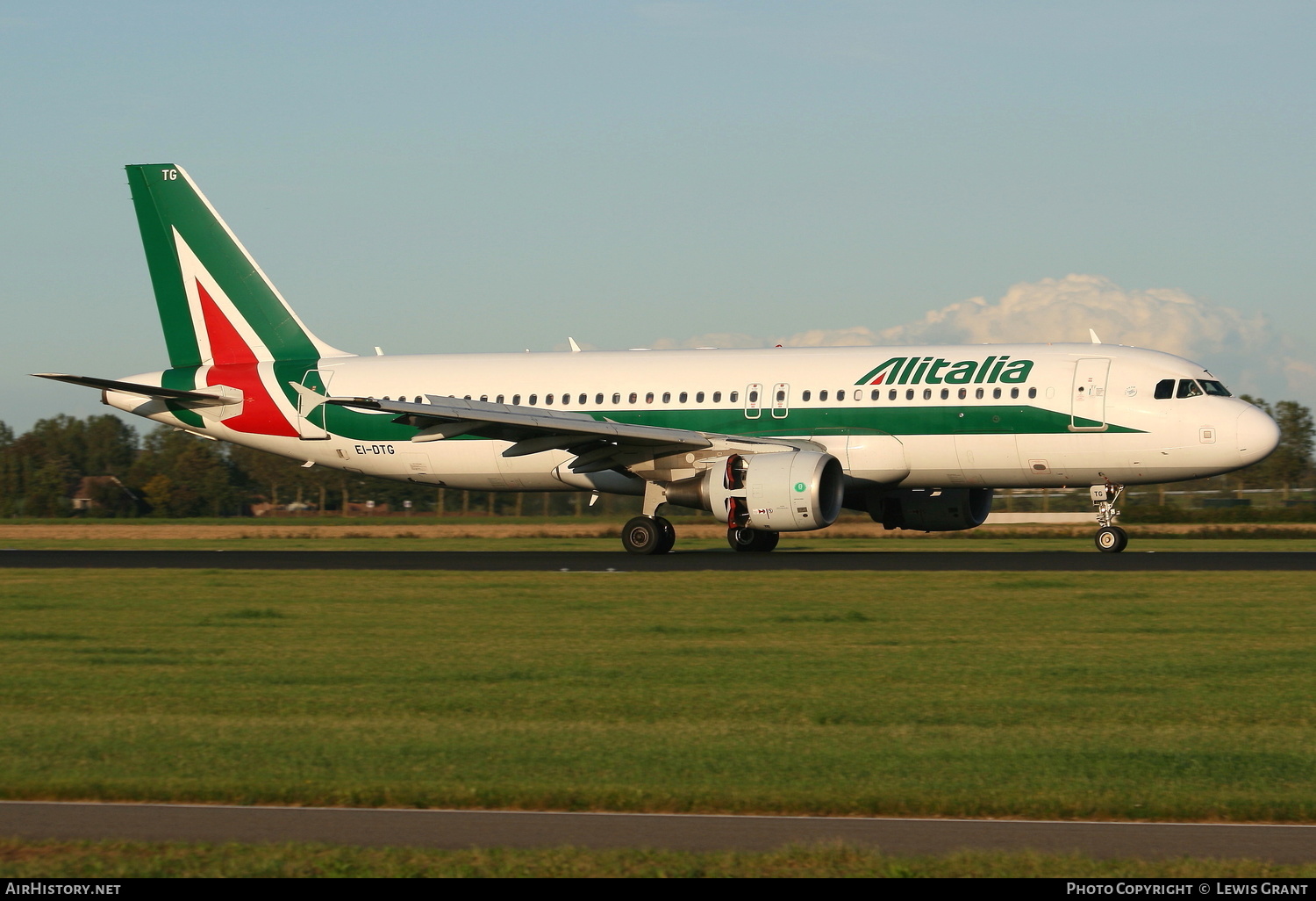 Aircraft Photo of EI-DTG | Airbus A320-216 | Alitalia | AirHistory.net #155948