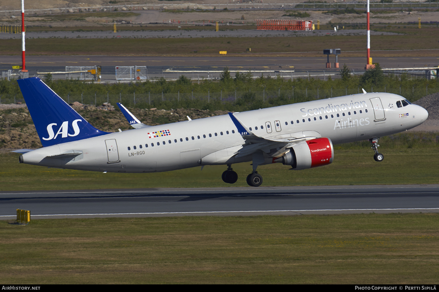 Aircraft Photo of LN-RGO | Airbus A320-251N | Scandinavian Airlines - SAS | AirHistory.net #155962
