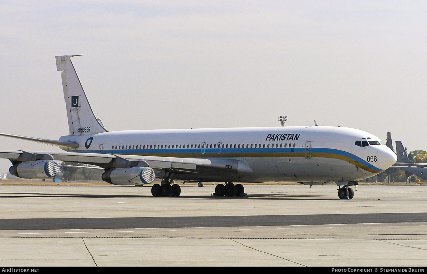 Aircraft Photo of 68-19866 | Boeing 707-340C | Pakistan - Air Force | AirHistory.net #155970
