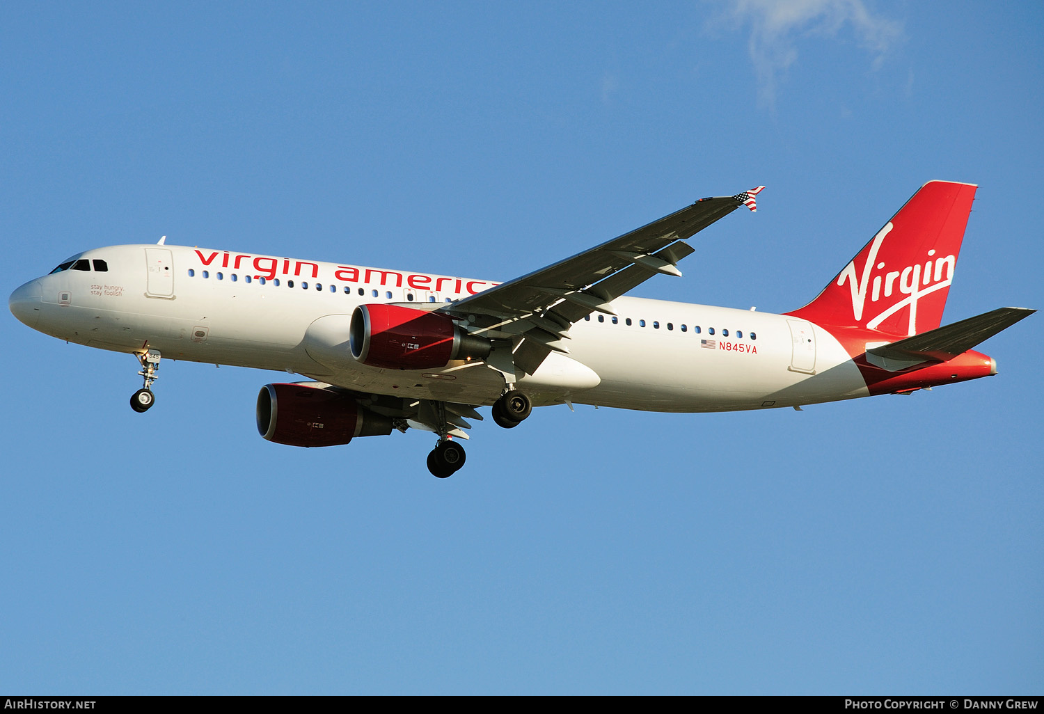 Aircraft Photo of N845VA | Airbus A320-214 | Virgin America | AirHistory.net #156028