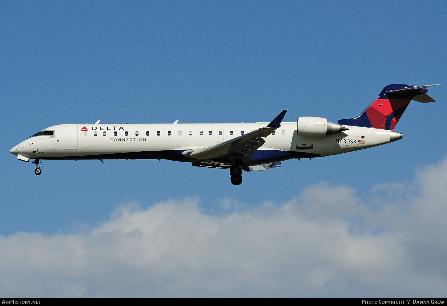 Aircraft Photo of N630SK | Bombardier CRJ-701ER (CL-600-2C10) | Delta Connection | AirHistory.net #156072