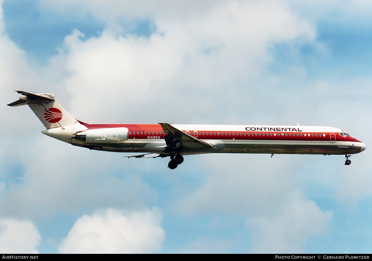 Aircraft Photo of N16893 | McDonnell Douglas MD-82 (DC-9-82) | Continental Airlines | AirHistory.net #156098