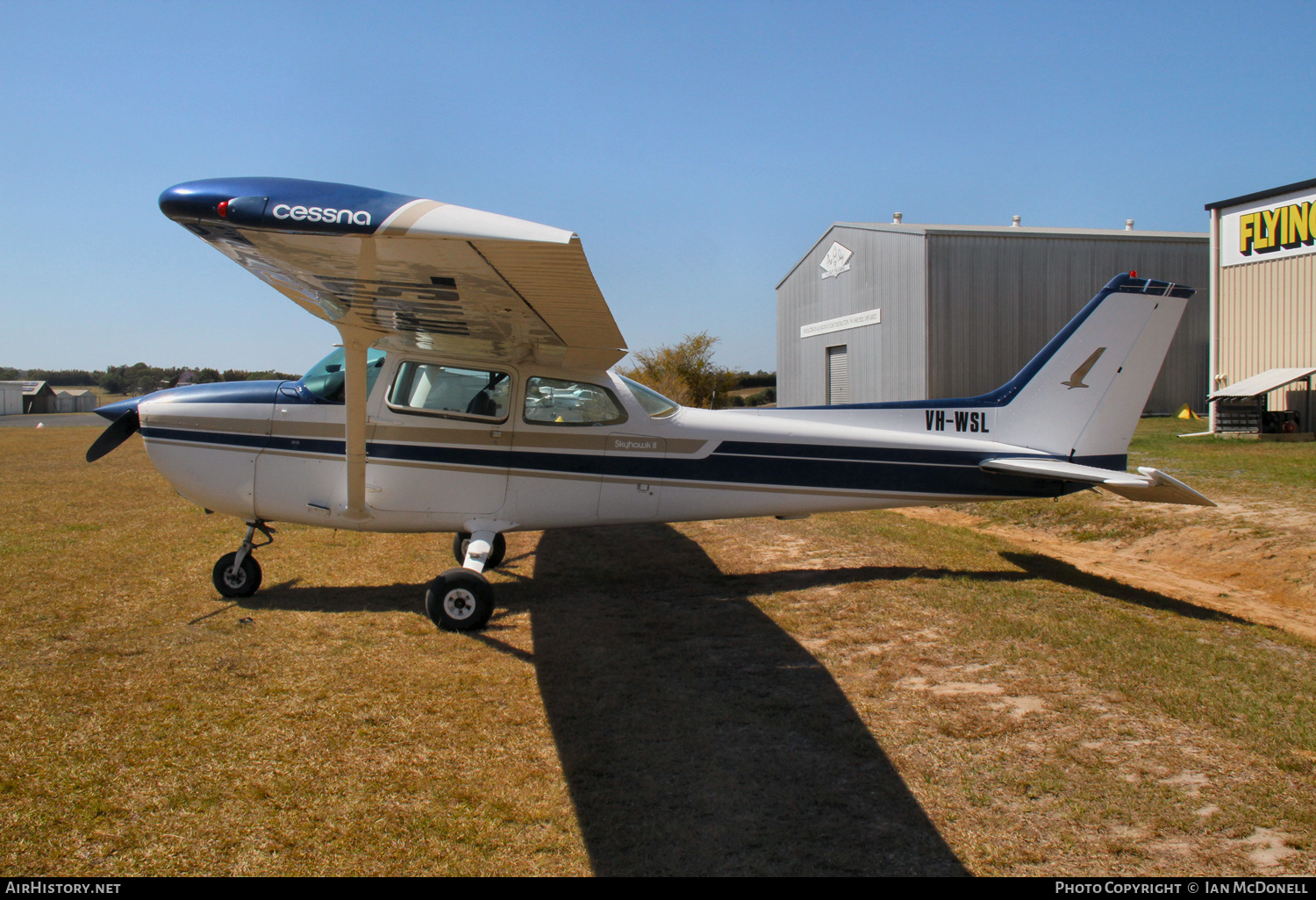 Aircraft Photo of VH-WSL | Cessna 172N Skyhawk | AirHistory.net #156121