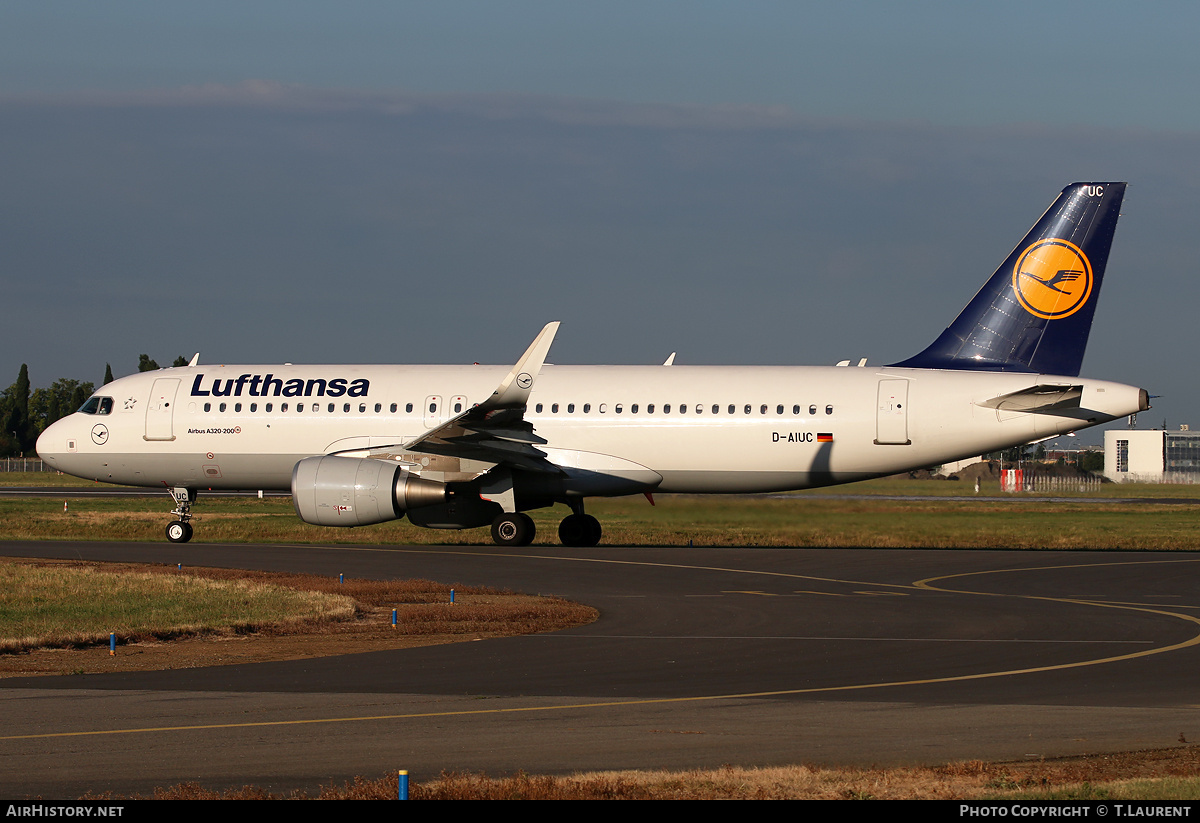 Aircraft Photo of D-AIUC | Airbus A320-214 | Lufthansa | AirHistory.net #156152