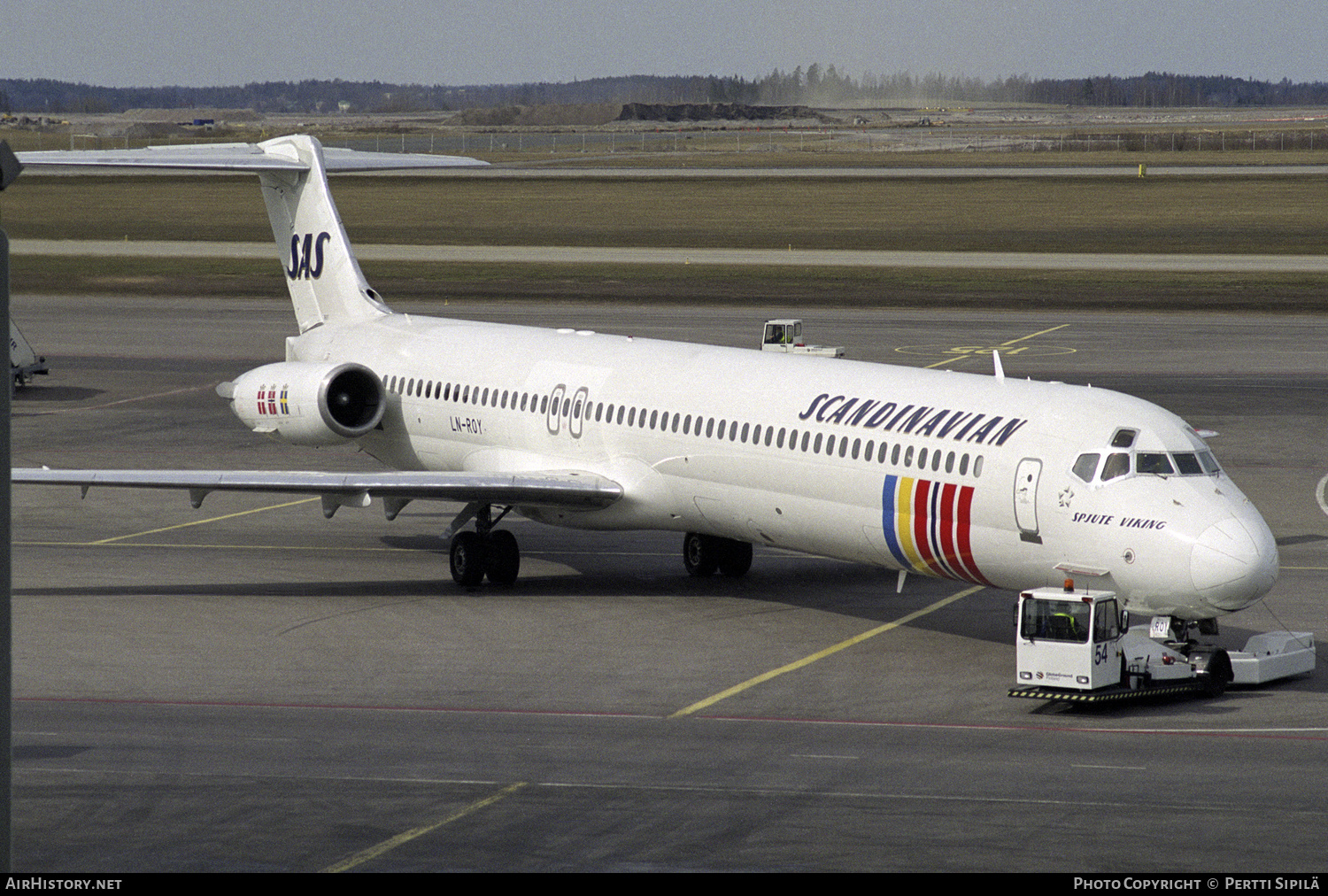 Aircraft Photo of LN-ROY | McDonnell Douglas MD-82 (DC-9-82) | Scandinavian Airlines - SAS | AirHistory.net #156184